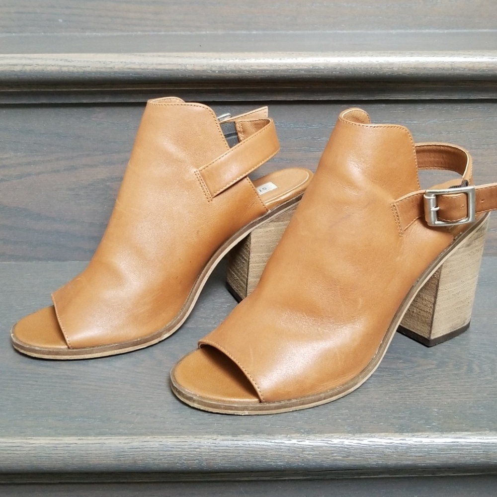 Steve Madden Leather Heels